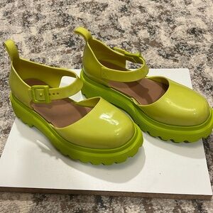 Melissa Ellie shoes … size 9 (38)… like new !